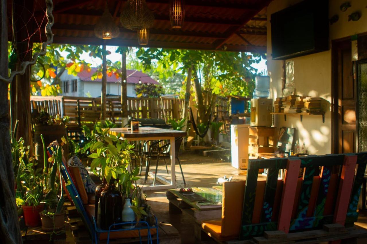 Las Porrocas Backpacer'S Pedasi Town Экстерьер фото